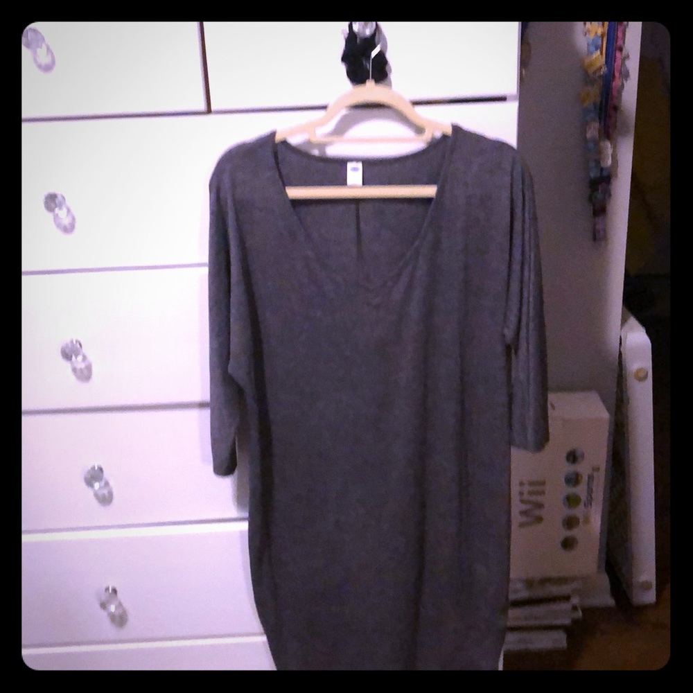 Loose fitted grey dress